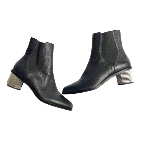 REBECCA MINKOFF Darsea Chelsea Ankle Booties Silver Heel in Black Size 7 NEW - Picture 6 of 8
